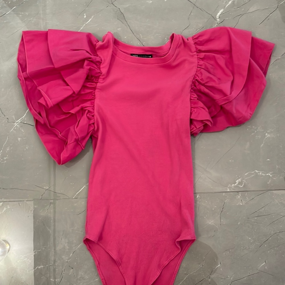 PINK ZARA bodysuit for any special occasion💗